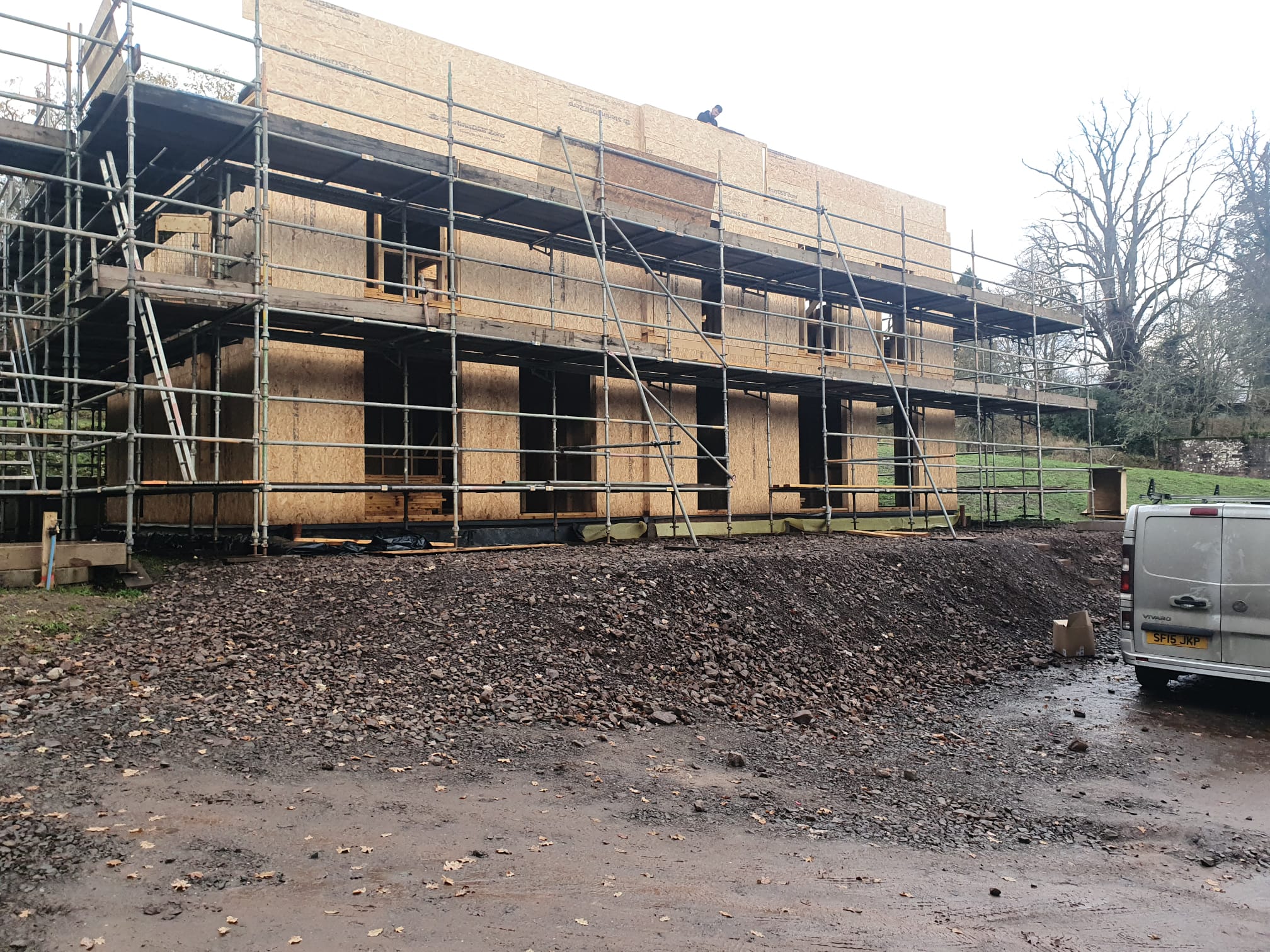 scaffold towers scotland view 1